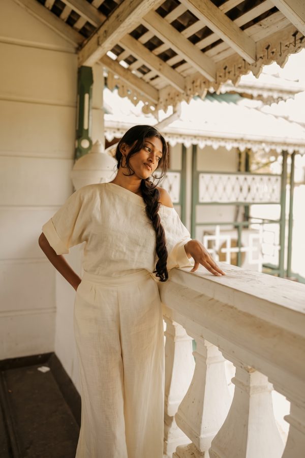 Ivory linen set on the Walawwa veranda